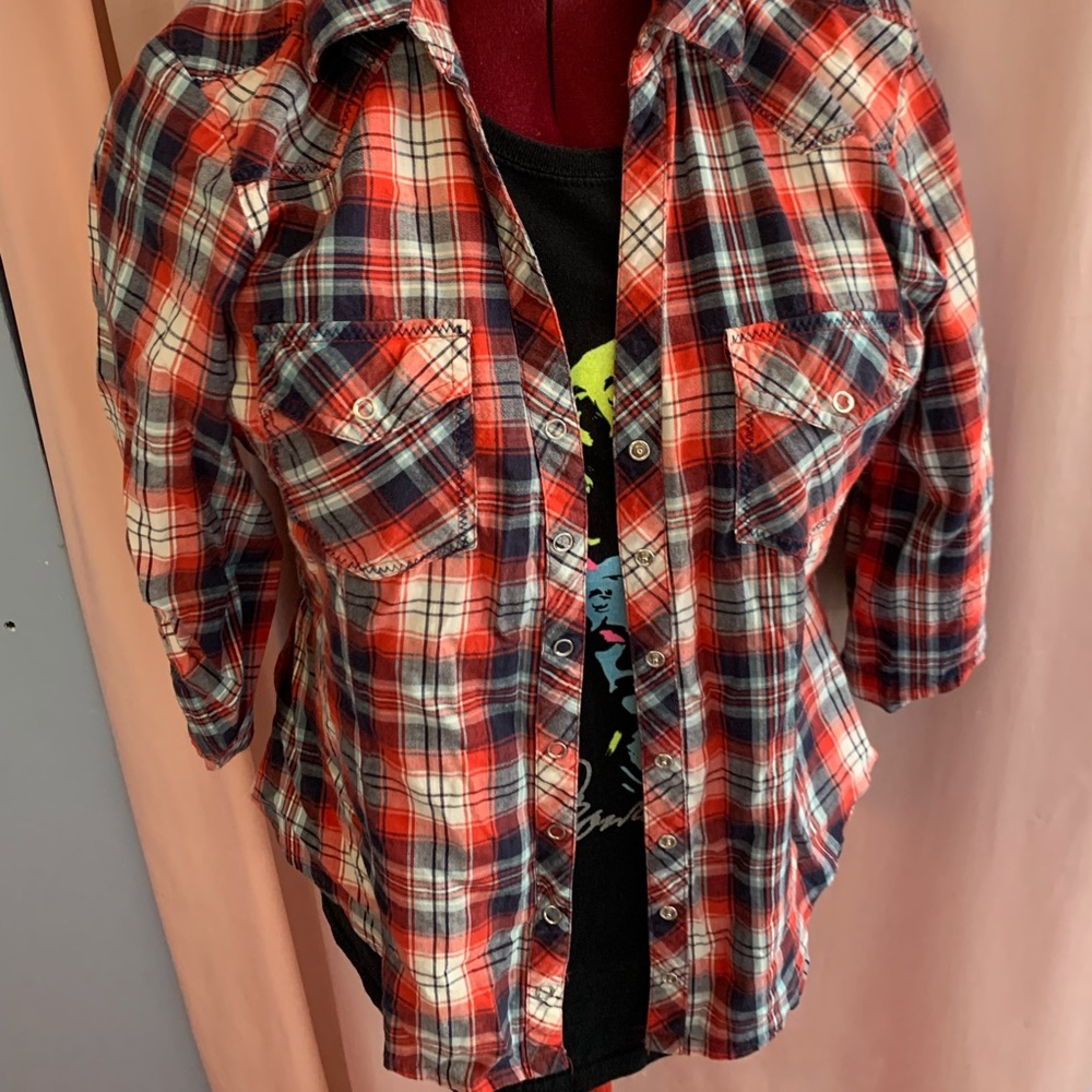 Red check 3/4 sleeve collared shirt